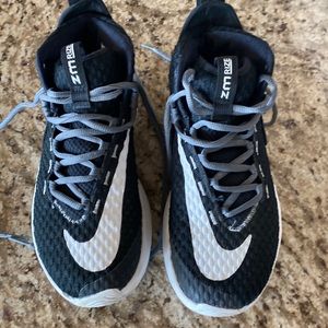 Nike Zoom Rise Basketball Shoes